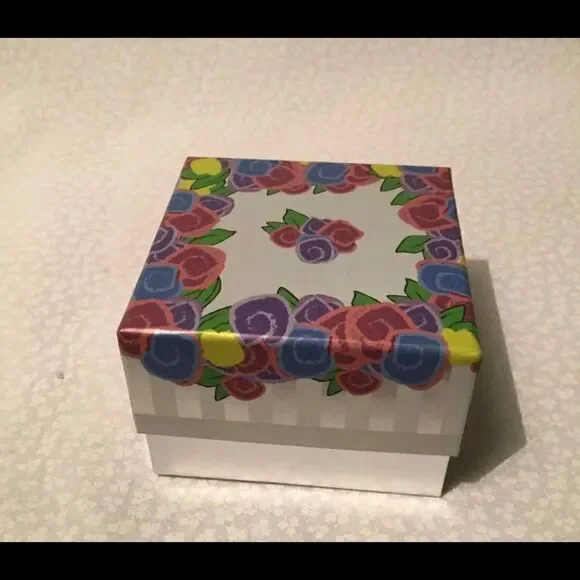 Crystal Whale Necklace.  Length of Chain is 20” - Picture 4 of 4